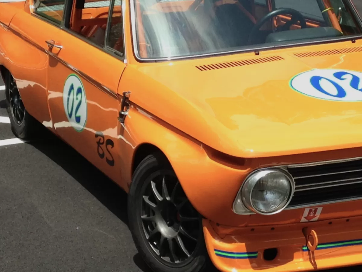 Inka orange 2002 vintage racecar